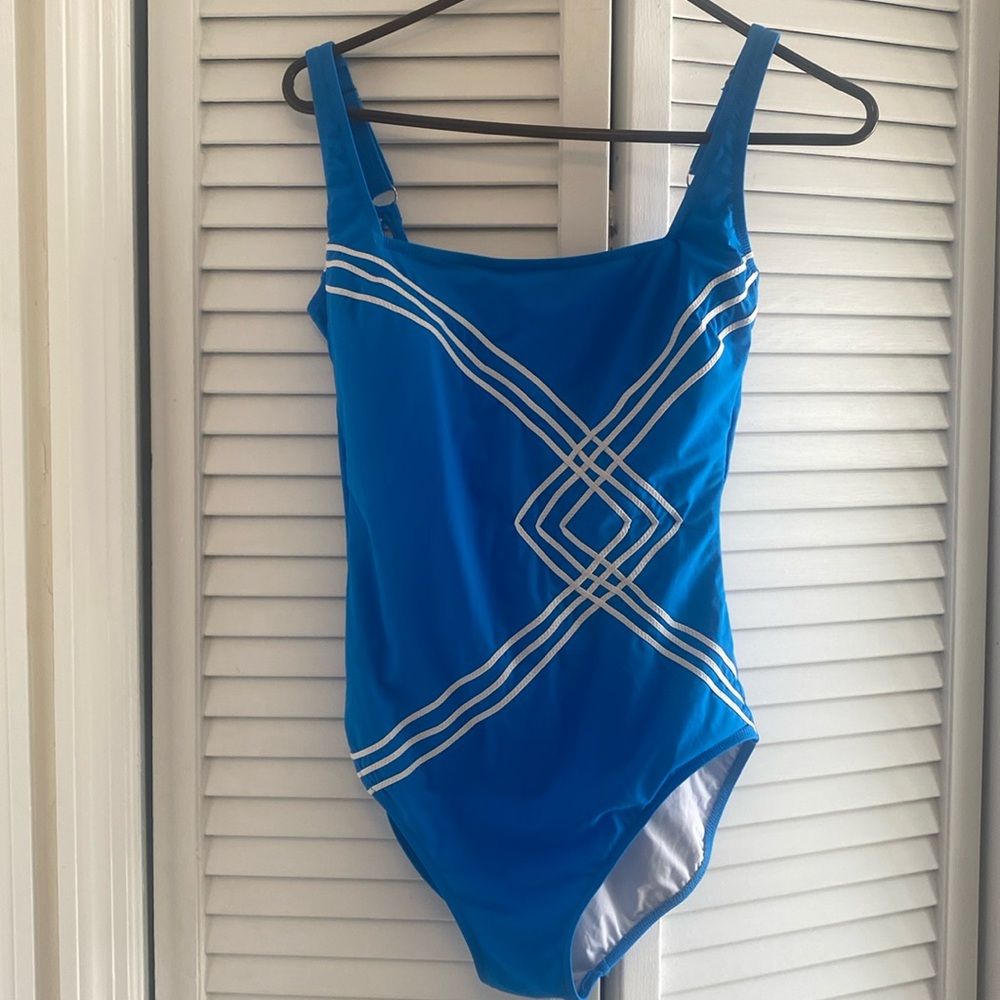 Gottex one-piece bathing suit